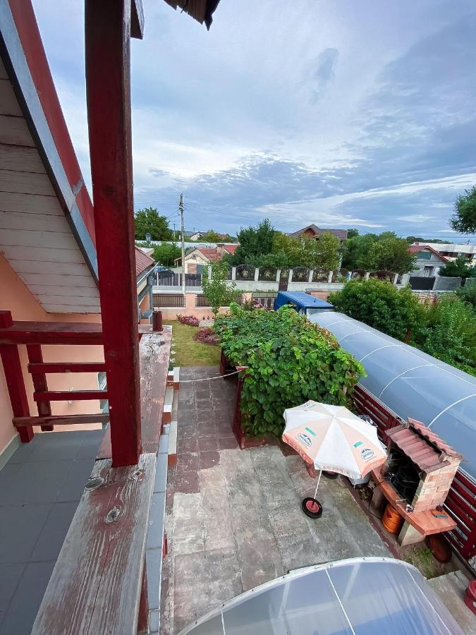 Cosy Bedroom For 2 With Balcony In A Family Villa Turnu Măgurele Екстериор снимка