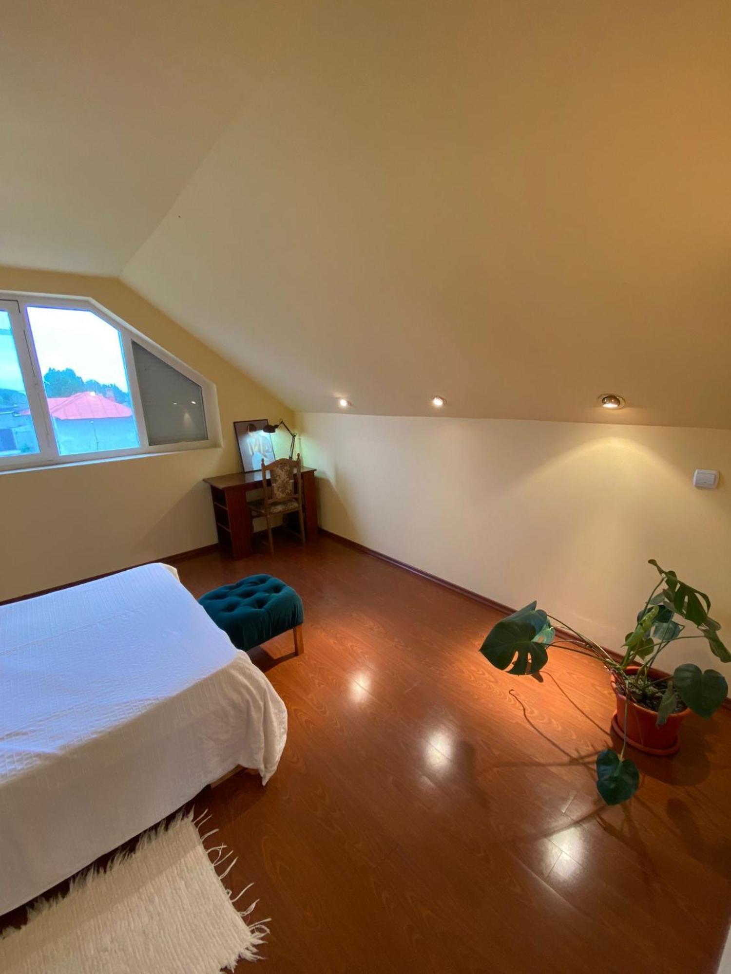Cosy Bedroom For 2 With Balcony In A Family Villa Turnu Măgurele Екстериор снимка