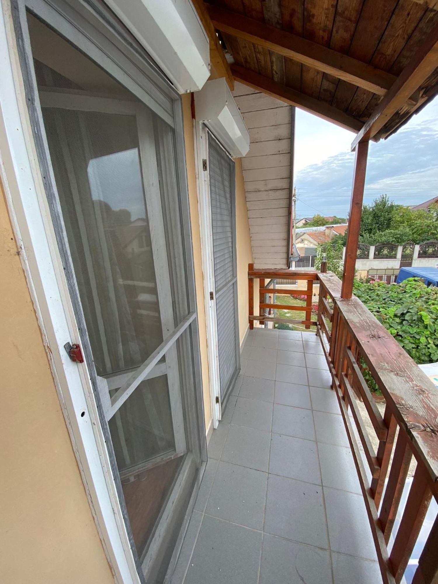Cosy Bedroom For 2 With Balcony In A Family Villa Turnu Măgurele Екстериор снимка